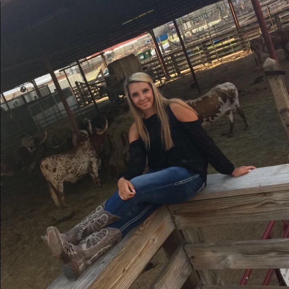 Meet your Posher, Tasha